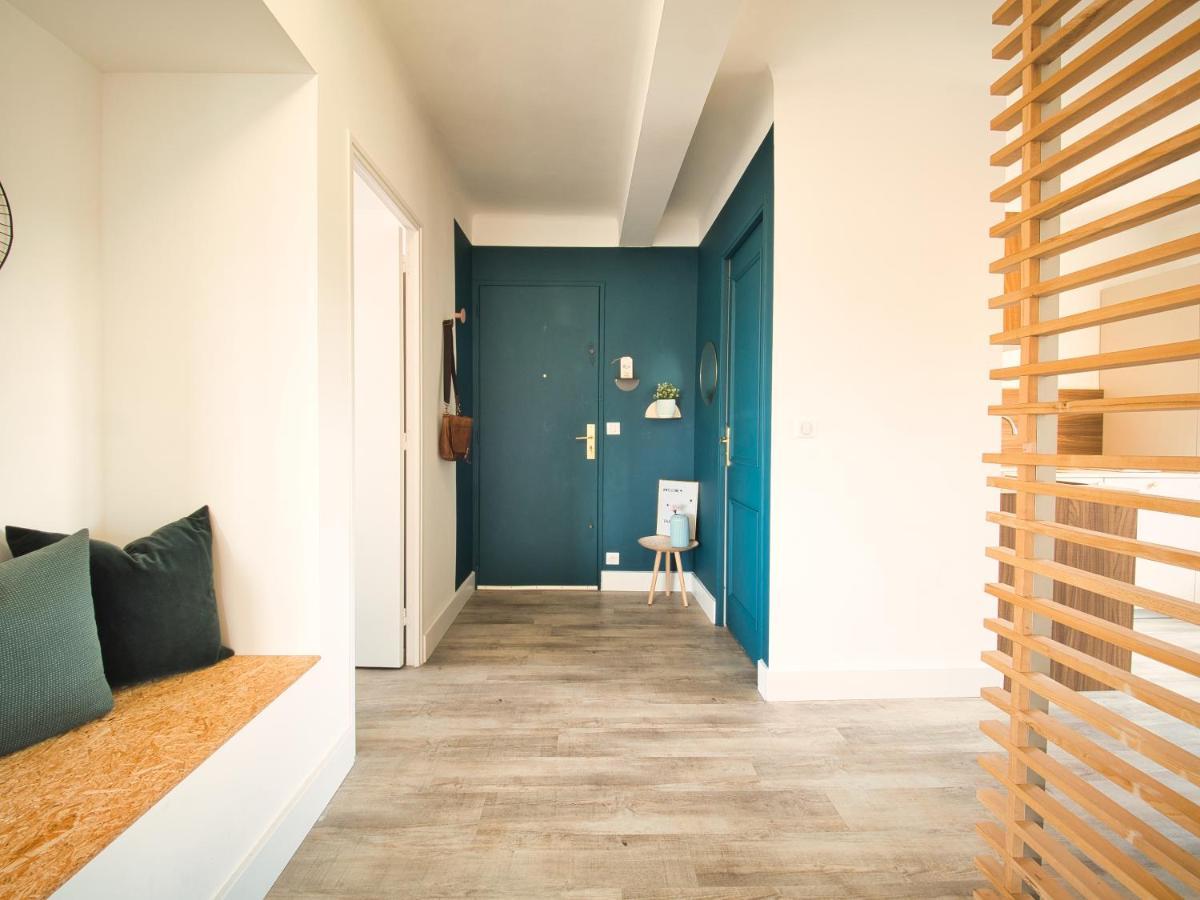 Plage A 200 Metres. Vue Mer Et Esterel ! Renove Apartment Saint-Raphael  Ngoại thất bức ảnh